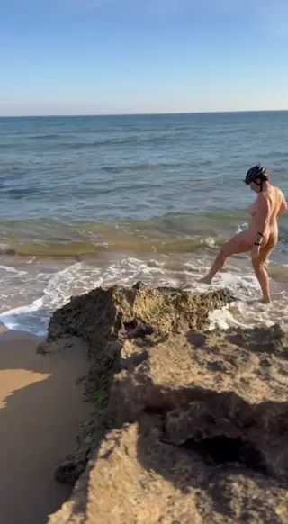 cecilia leaked video, frame 6