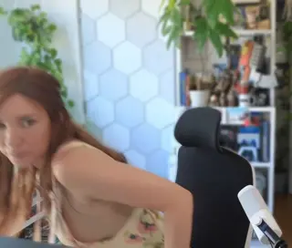 charalanahzard leaked video, frame 4