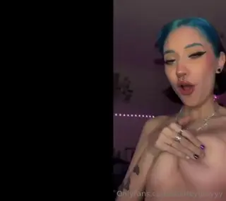 charleygrayyy leaked video, frame 1