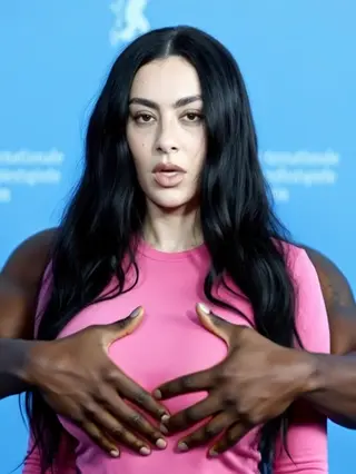 charli_xcx leaked video, frame 1