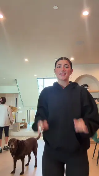 charlidamelio leaked video, frame 1