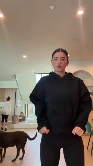 charlidamelio leaked video, frame 2
