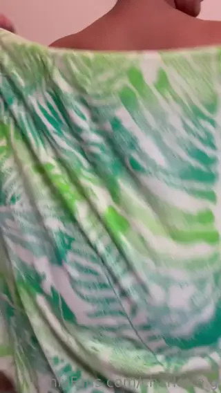 charlotte.g leaked video, frame 4