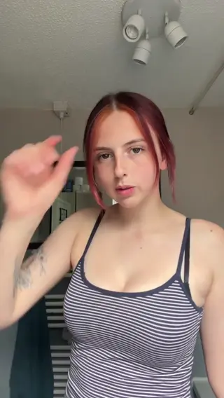 chelseas_shit_show leaked video, frame 5