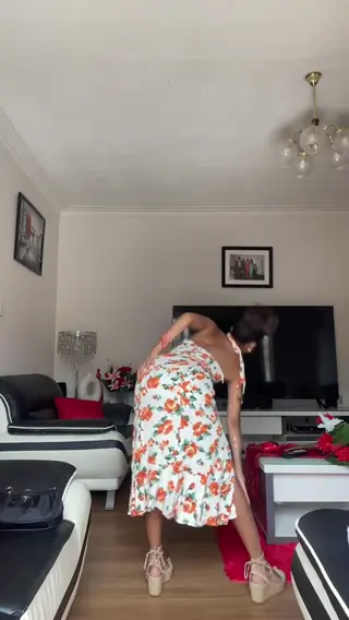 chrissymenzies leaked video, frame 3