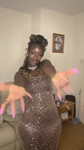 christabelle1400 leaked video, frame 3