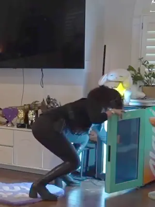 cinnabrit leaked video, frame 6