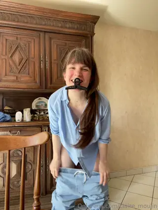 claire_moulin leaked video, frame 4