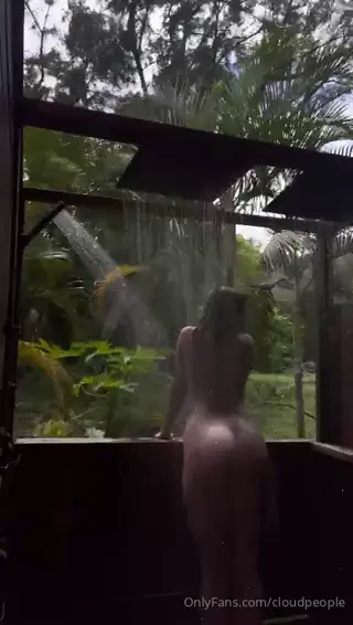 cloudpeople leaked video, frame 3