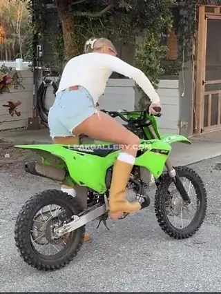 corinnakopf leaked video, frame 4