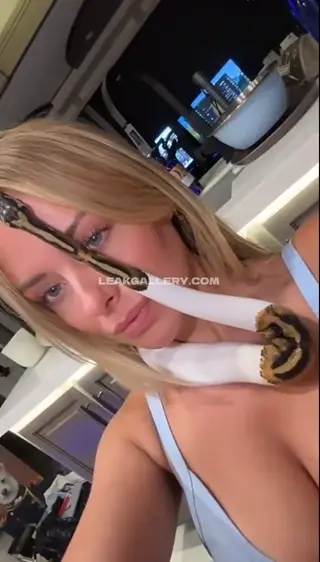 corinnakopf leaked video, frame 2