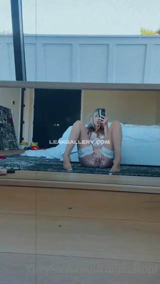 corinnakopf leaked video, frame 4