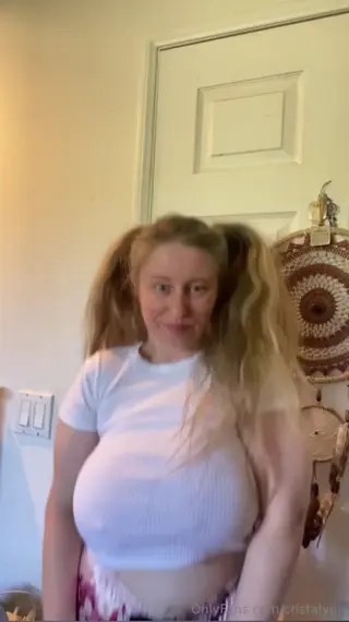 cristalynn... leaked video, frame 6