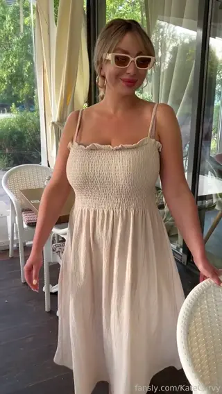 curvy_kate_lv leaked video, frame 6