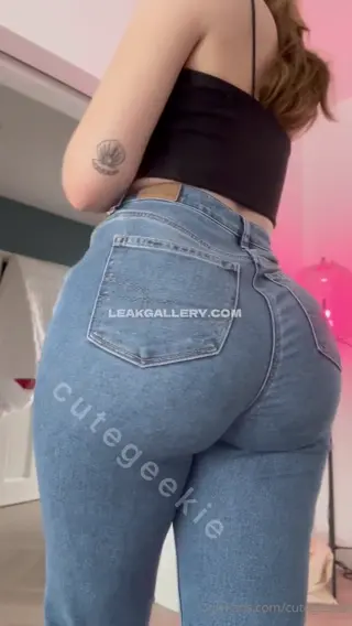 cutegeekie leaked video, frame 4