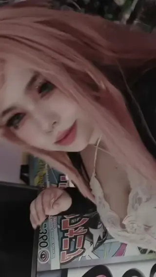 cydobell leaked video, frame 3