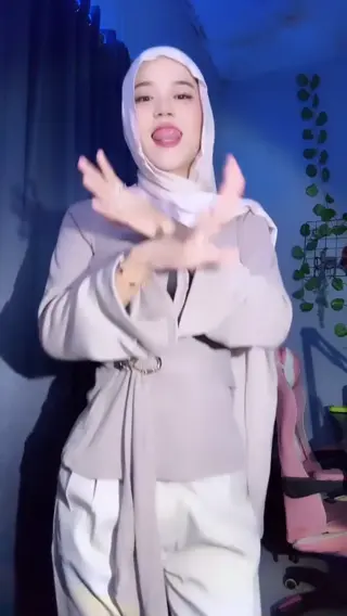 deraangela leaked video, frame 3