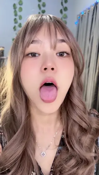 deraangela leaked video, frame 2