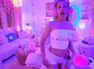 dojacat leaked video, frame 5