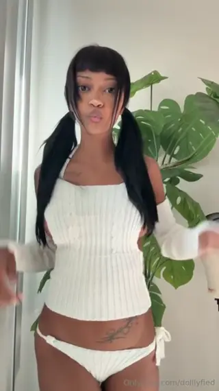dolllyfied leaked video preview