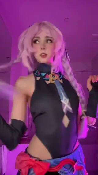 duckie_cos leaked video, frame 1