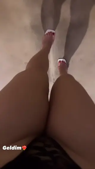 elifkaraarslan_17 leaked video preview