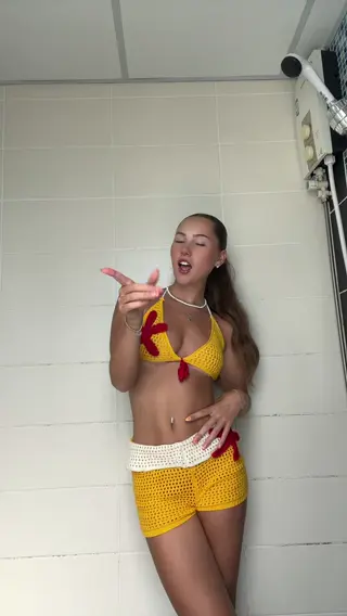 elleejanee leaked video, frame 4