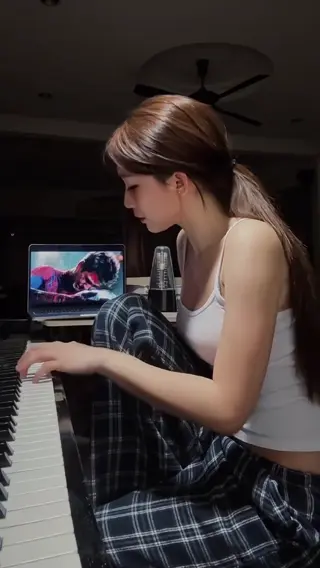 ellennnnn___ leaked video, frame 6