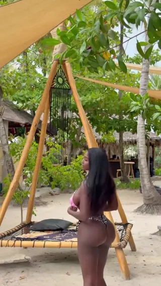 _ellietheempress_ leaked video, frame 2