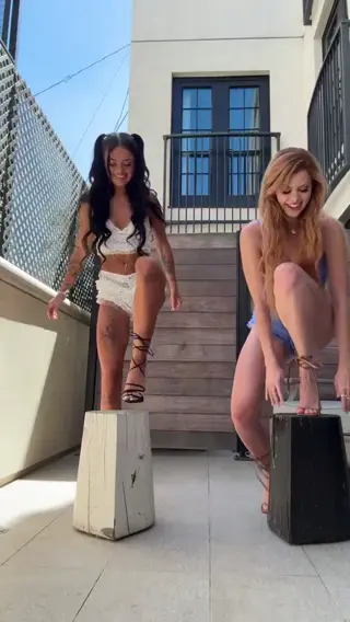 ellyclutch leaked video preview