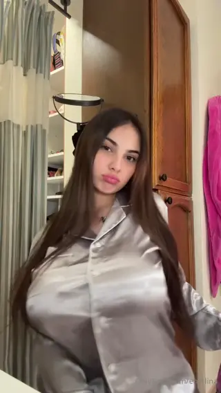 em1lina leaked video, frame 3