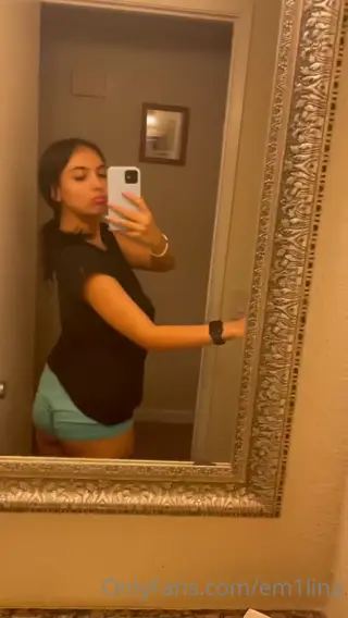 em1lina leaked video, frame 1