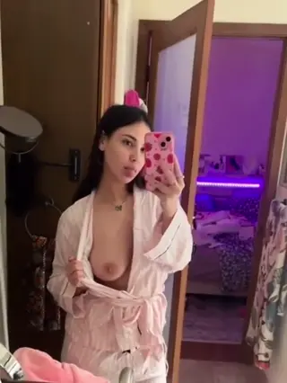em1lina leaked video, frame 5