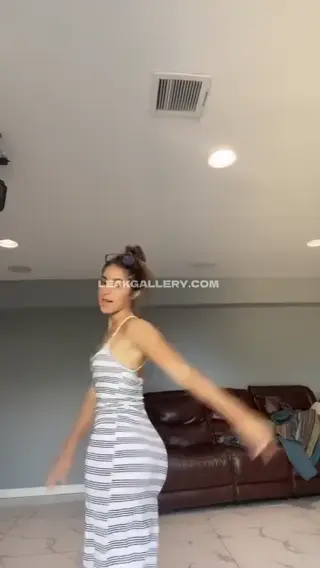 emarrb leaked video, frame 1