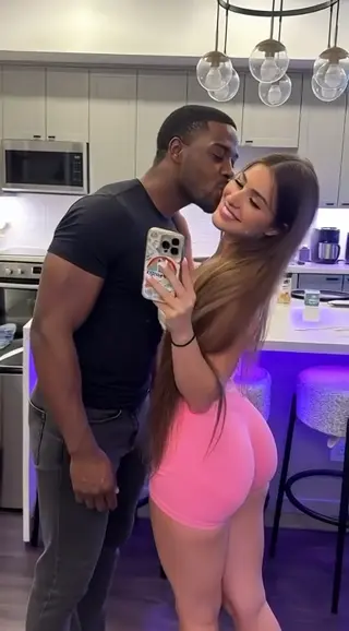 emarrb leaked video, frame 1