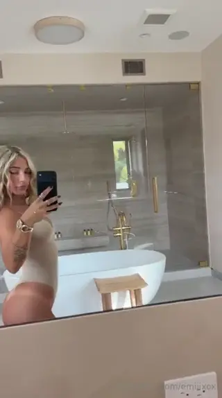emelyeender leaked video, frame 4
