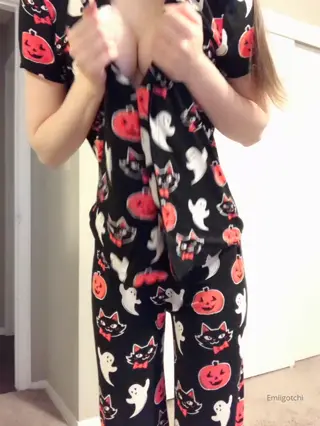 emiigotchi leaked video preview