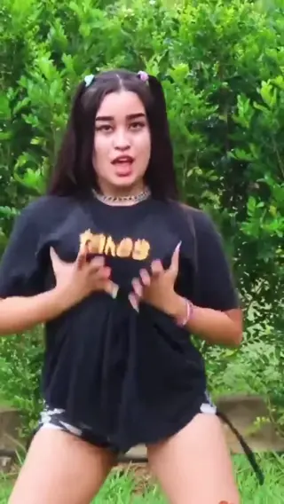 emillyvickof leaked video, frame 2