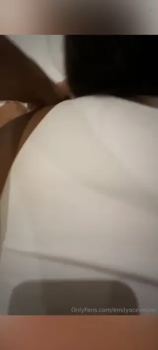 emilyacevedoo leaked video, frame 2