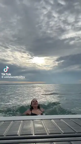 emilyyybradleyyy leaked video preview