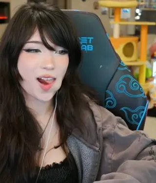 emiru leaked video, frame 2