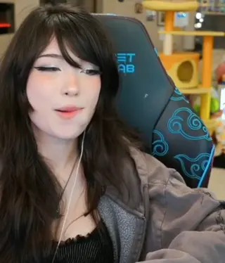 emiru leaked video, frame 4