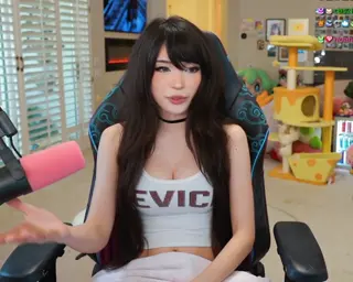 emiru leaked video, frame 4