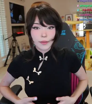 emiru.jpg leaked video, frame 1