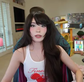 emiru.jpg leaked video, frame 1