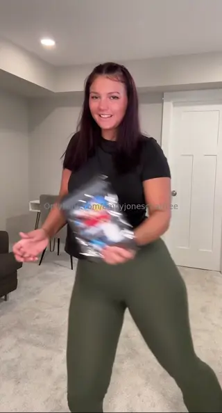 emjaybird leaked video, frame 3