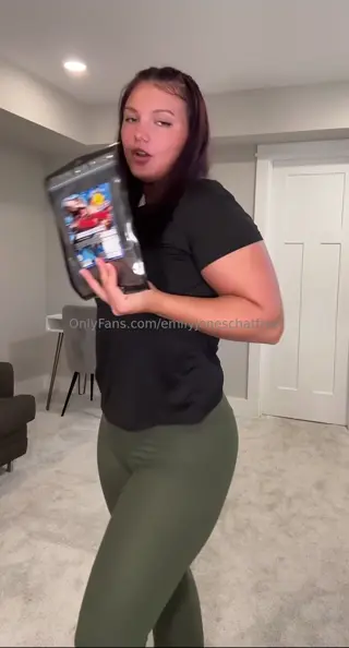 emjaybird leaked video, frame 4