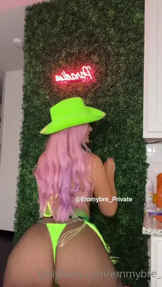 emmybre_ leaked video, frame 4