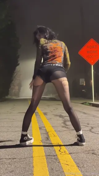 essaere leaked video, frame 2