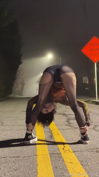 essaere leaked video, frame 5